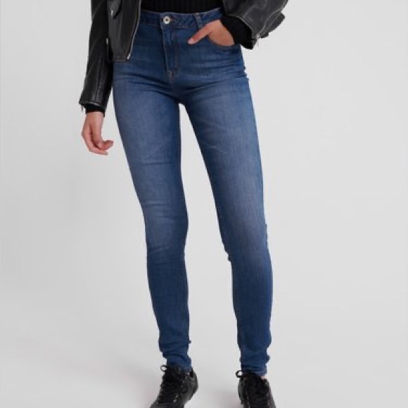 Superdry Skinny Jeans - Picture 1 of 5